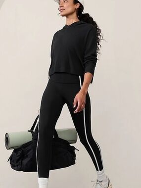 Athleta Presence Ribbed cropped Black Hoodie Top
